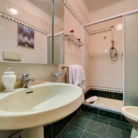 Roman Forum Luxury Apartment
